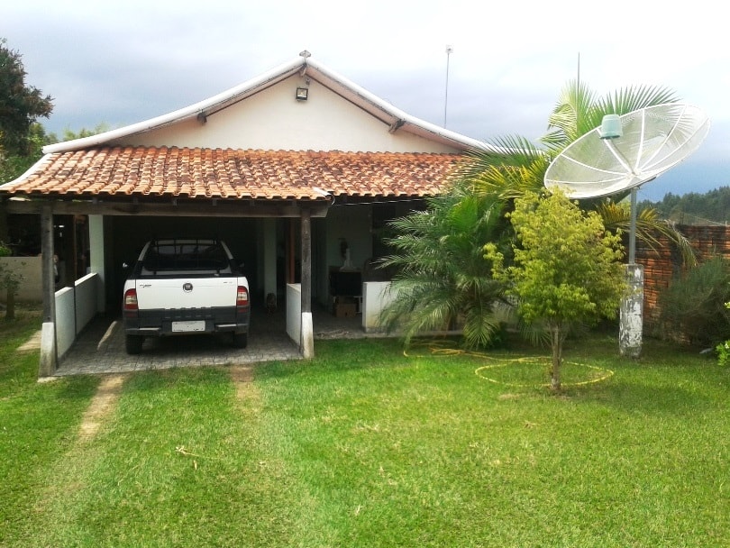 Casa em Sarapuí à Venda